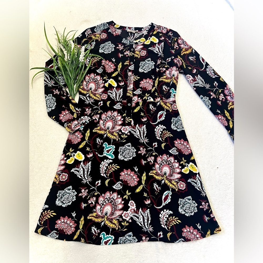 LOFT Long Sleeve Paisley Floral Shift Dress - 8P